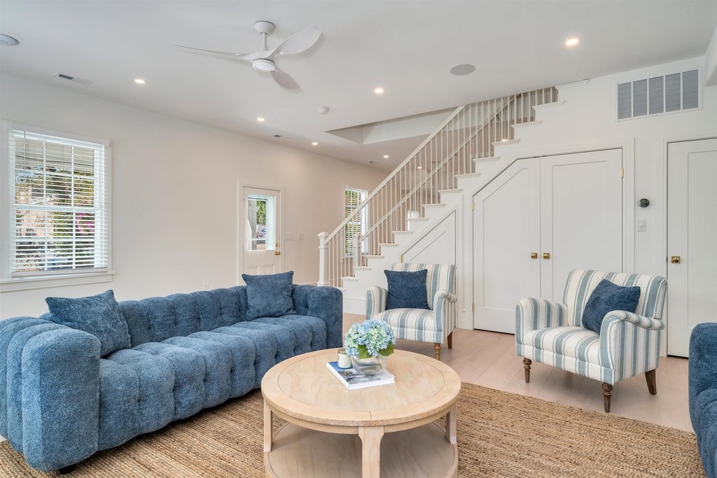 Cape May, New Jersey, 08204, United States, 7 Bedrooms Bedrooms, ,5 BathroomsBathrooms,Residential,Forsale,1967240