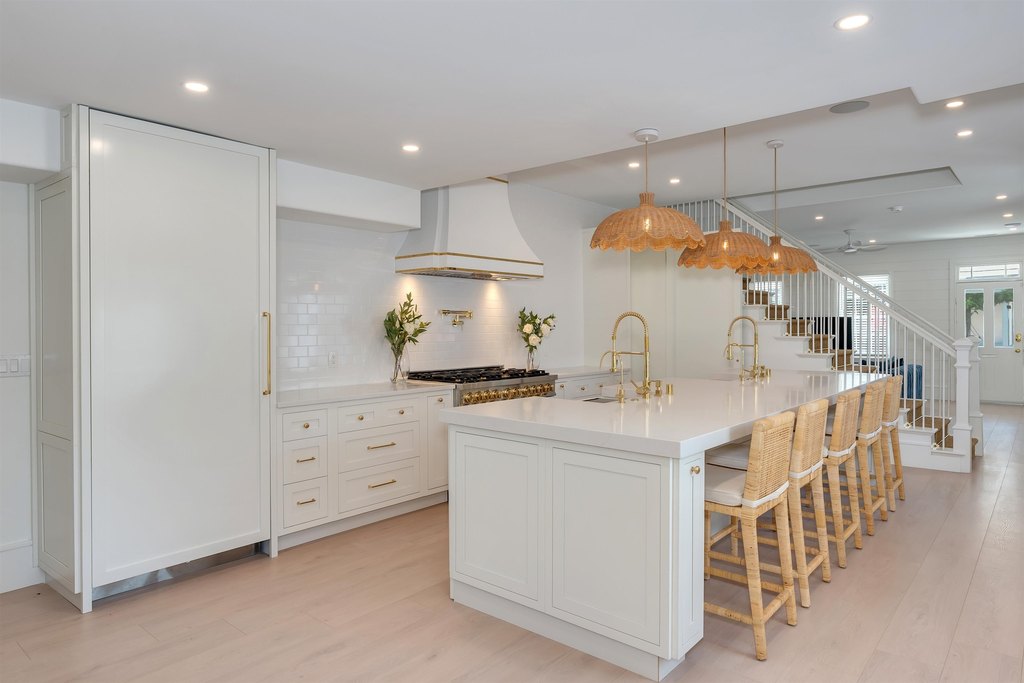 Cape May, New Jersey, 08204, United States, 7 Bedrooms Bedrooms, ,5 BathroomsBathrooms,Residential,Forsale,1967240