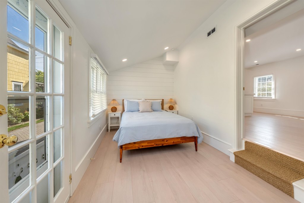 Cape May, New Jersey, 08204, United States, 7 Bedrooms Bedrooms, ,5 BathroomsBathrooms,Residential,Forsale,1967240