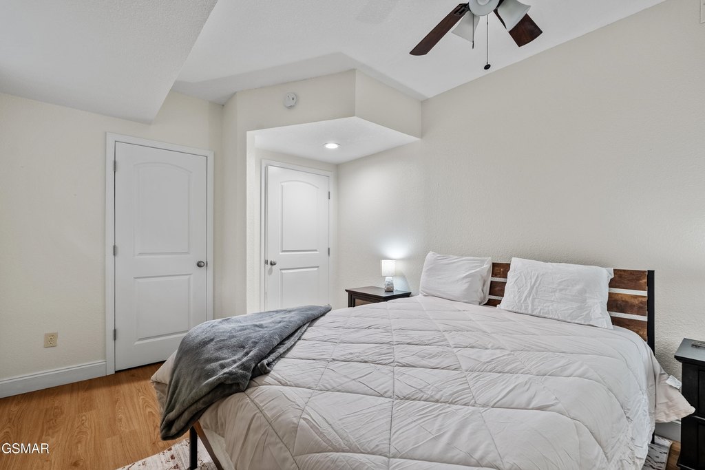 Sevierville, Tennessee, 37862, United States, 4 Bedrooms Bedrooms, ,4.5 BathroomsBathrooms,Residential,Forsale,1999409