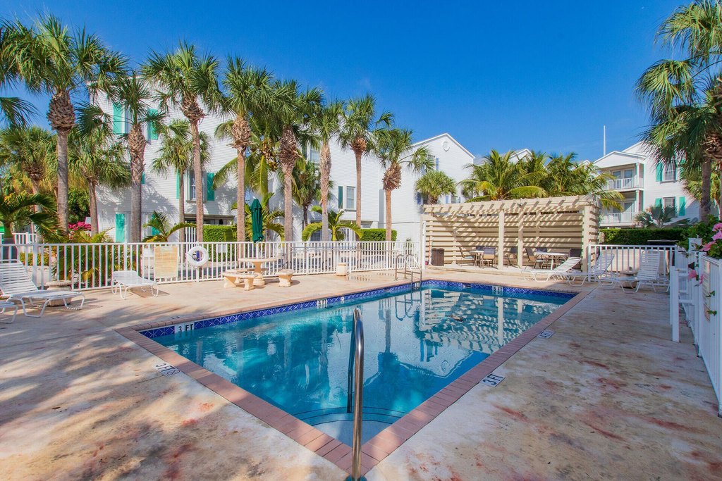 Marathon, Florida, 33050, United States, 3 Bedrooms Bedrooms, ,2.5 BathroomsBathrooms,Residential,Forsale,1971998