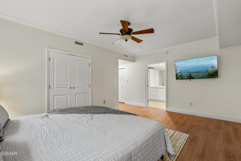 Sevierville, Tennessee, 37862, United States, 4 Bedrooms Bedrooms, ,4.5 BathroomsBathrooms,Residential,Forsale,1999409