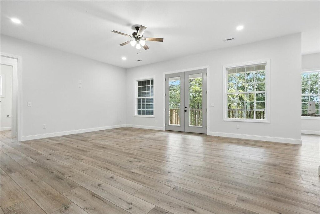 Talbott, Tennessee, 37877, United States, 3 Bedrooms Bedrooms, ,2 BathroomsBathrooms,Residential,Forsale,1986957