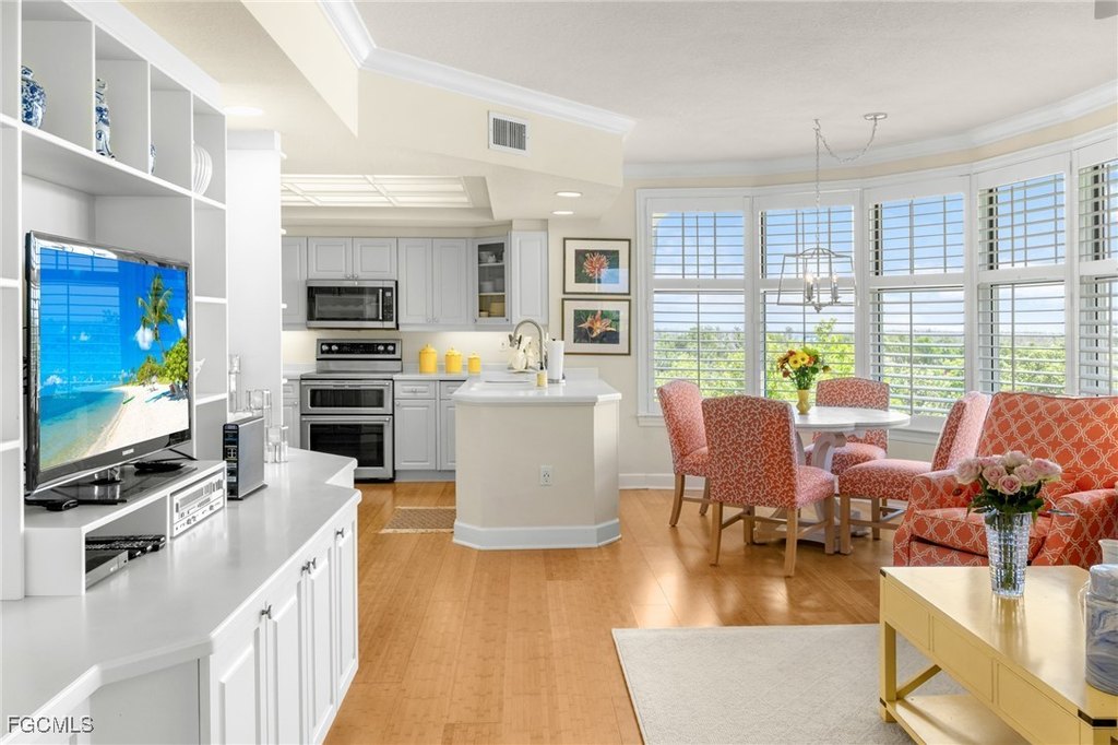 Sanibel, Florida, 33957, United States, 3 Bedrooms Bedrooms, ,3 BathroomsBathrooms,Residential,Forsale,1954231