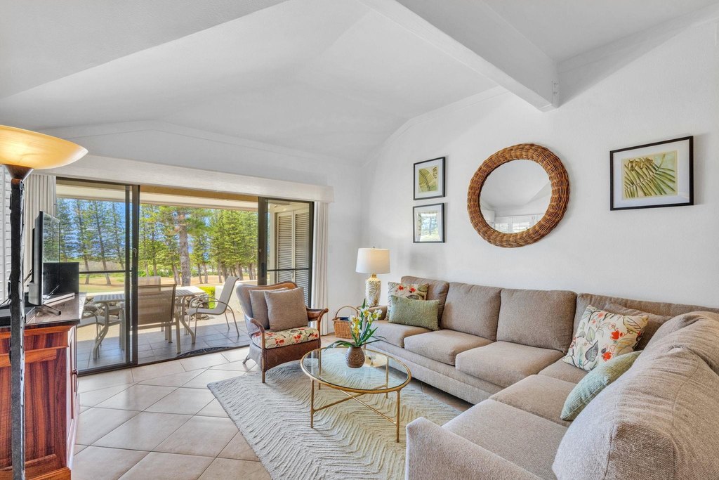 Lahaina, Hawaii, 96761, United States, 2 Bedrooms Bedrooms, ,2 BathroomsBathrooms,Residential,Forsale,1990122