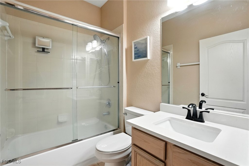 Fort Myers, Florida, 33913, United States, 4 Bedrooms Bedrooms, ,3 BathroomsBathrooms,Residential,Forsale,1995092