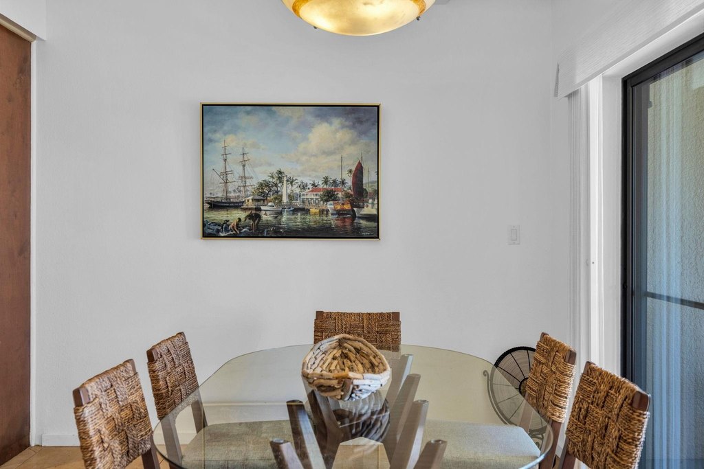 Lahaina, Hawaii, 96761, United States, 2 Bedrooms Bedrooms, ,2 BathroomsBathrooms,Residential,Forsale,1990122