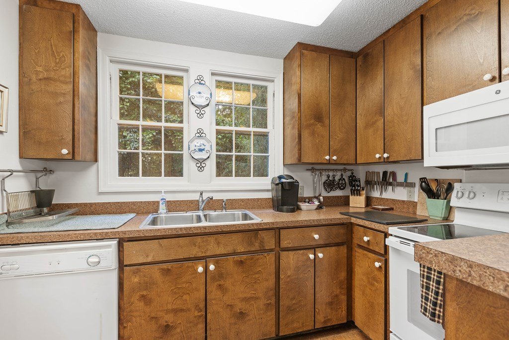Thomasville, Georgia, 31792, United States, 1 Bedroom Bedrooms, ,1 BathroomBathrooms,Residential,Forsale,1946737