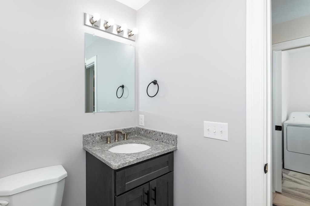 Meredith, New Hampshire, 03253, United States, 2 Bedrooms Bedrooms, ,2.5 BathroomsBathrooms,Residential,Forsale,1952922