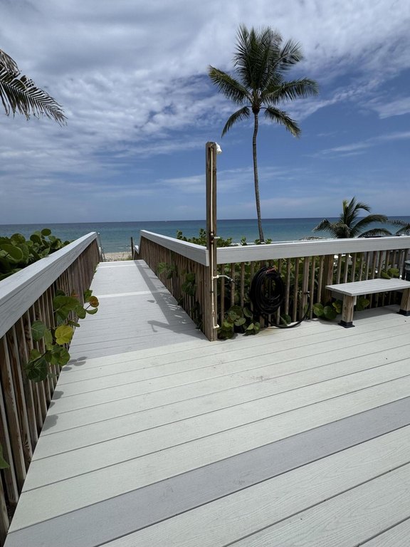 Highland Beach, Florida, 33487, United States, 3 Bedrooms Bedrooms, ,3 BathroomsBathrooms,Residential,Forsale,1886573