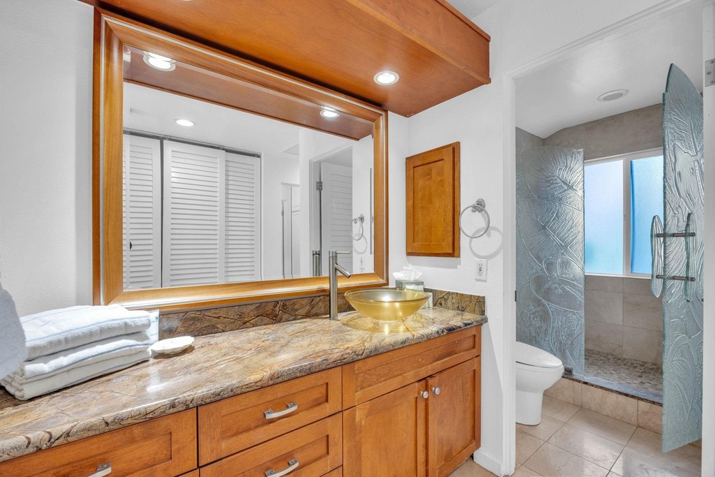 Lahaina, Hawaii, 96761, United States, 2 Bedrooms Bedrooms, ,2 BathroomsBathrooms,Residential,Forsale,1990122