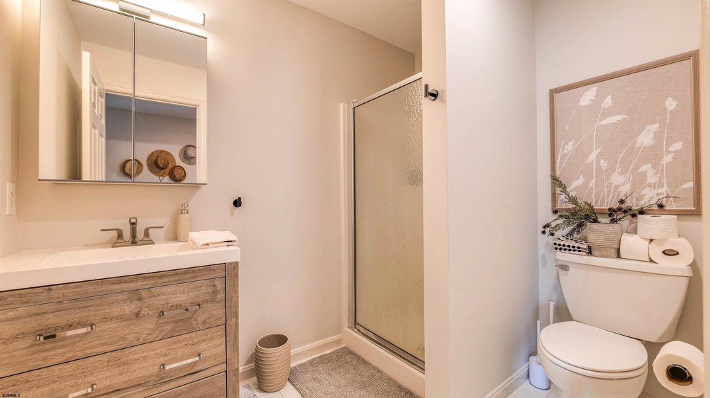 Ventnor, New Jersey, 08406, United States, 3 Bedrooms Bedrooms, ,2 BathroomsBathrooms,Residential,Forsale,2010235