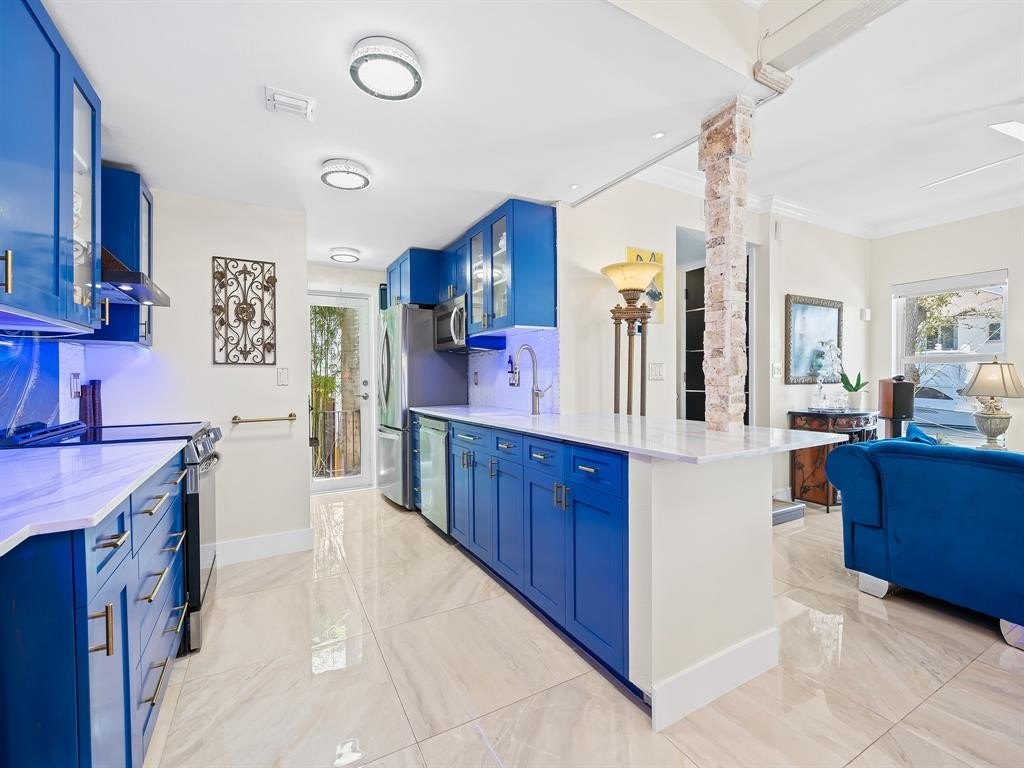 Fort Lauderdale, Florida, 33316, United States, 2 Bedrooms Bedrooms, ,2.5 BathroomsBathrooms,Residential,Forsale,2004501