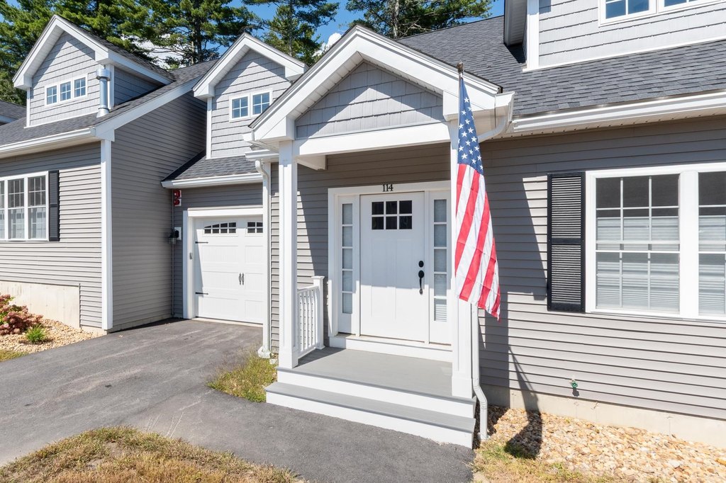 Meredith, New Hampshire, 03253, United States, 2 Bedrooms Bedrooms, ,2.5 BathroomsBathrooms,Residential,Forsale,1952922
