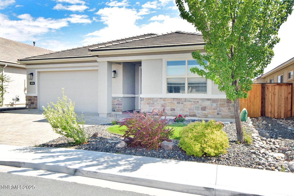 Sparks, Nevada, 89436, United States, 4 Bedrooms Bedrooms, ,2.5 BathroomsBathrooms,Residential,Forsale,1954175