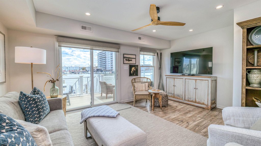 Ventnor, New Jersey, 08406, United States, 3 Bedrooms Bedrooms, ,2 BathroomsBathrooms,Residential,Forsale,2010235