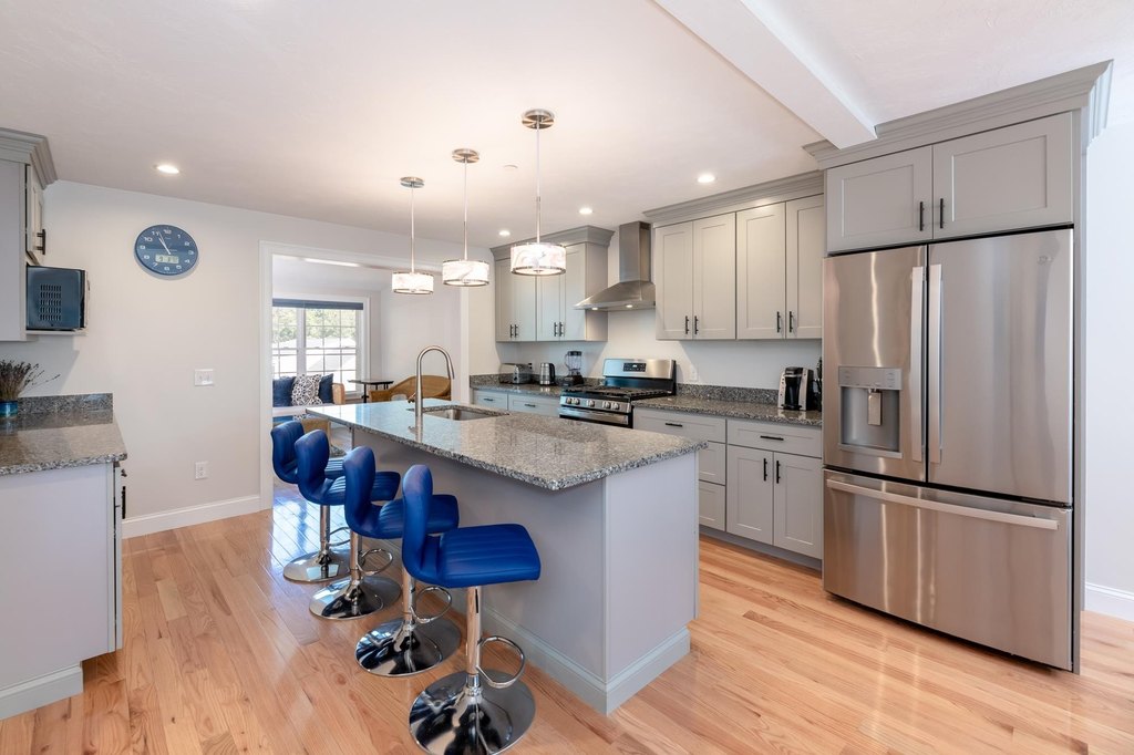 Meredith, New Hampshire, 03253, United States, 2 Bedrooms Bedrooms, ,2.5 BathroomsBathrooms,Residential,Forsale,1952922