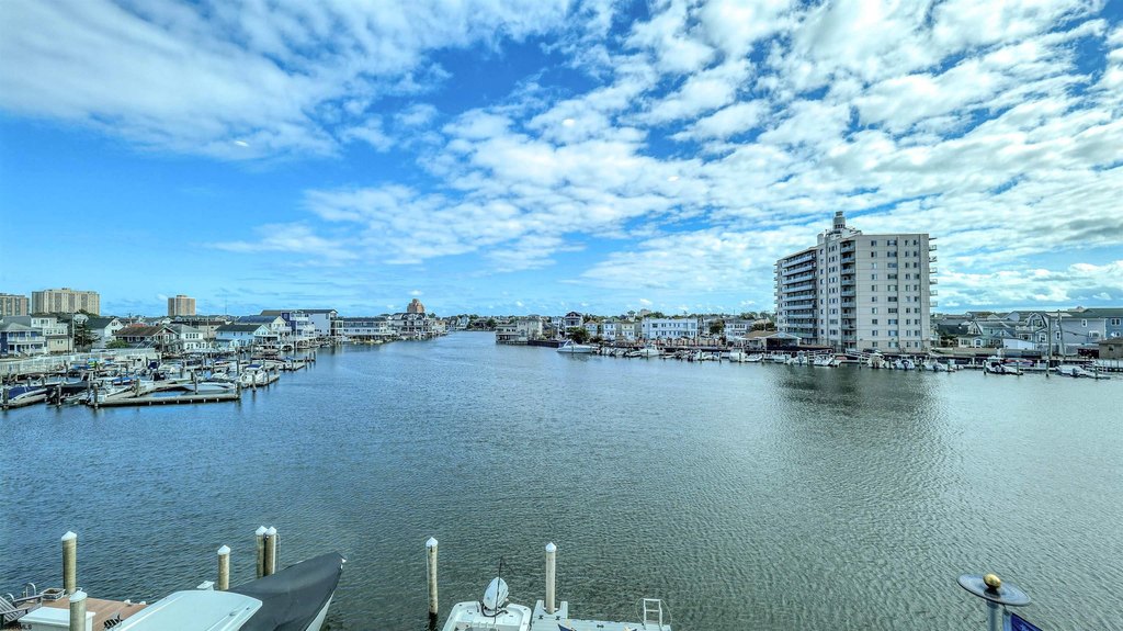 Ventnor, New Jersey, 08406, United States, 3 Bedrooms Bedrooms, ,2 BathroomsBathrooms,Residential,Forsale,2010235