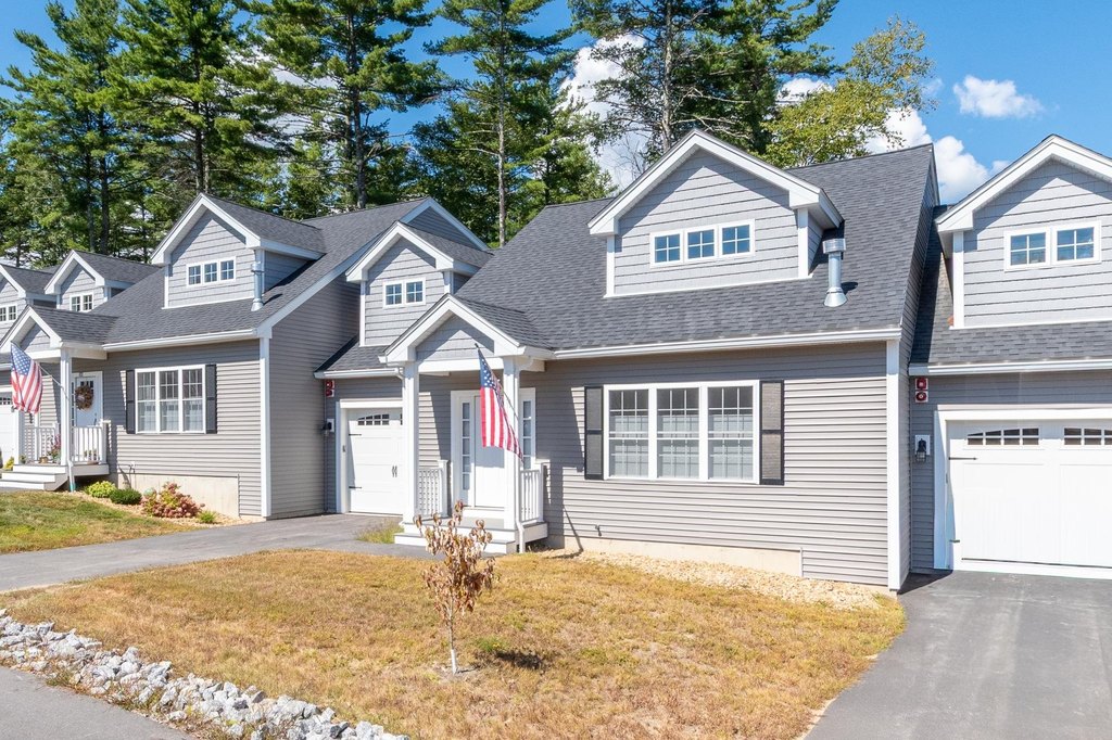 Meredith, New Hampshire, 03253, United States, 2 Bedrooms Bedrooms, ,2.5 BathroomsBathrooms,Residential,Forsale,1952922