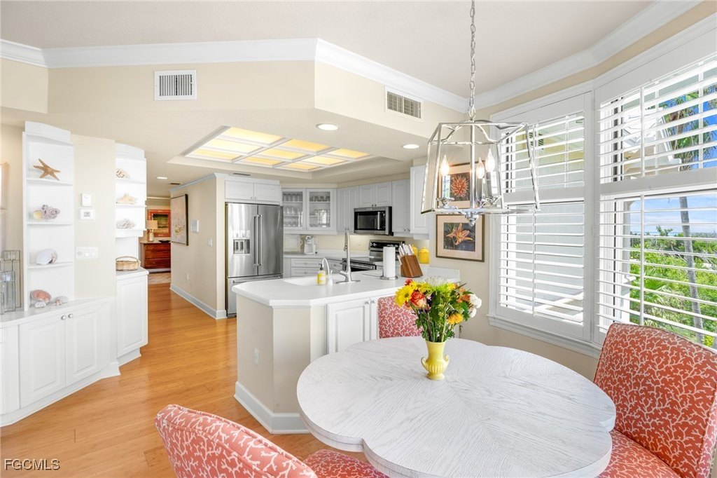 Sanibel, Florida, 33957, United States, 3 Bedrooms Bedrooms, ,3 BathroomsBathrooms,Residential,Forsale,1954231