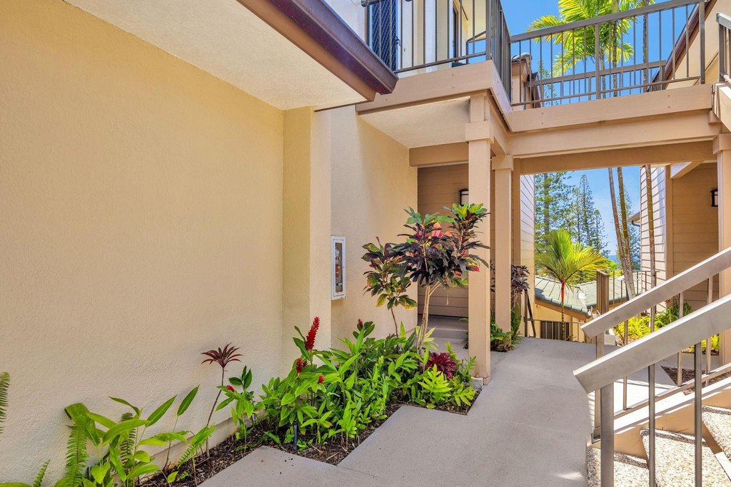 Lahaina, Hawaii, 96761, United States, 2 Bedrooms Bedrooms, ,2 BathroomsBathrooms,Residential,Forsale,1990122