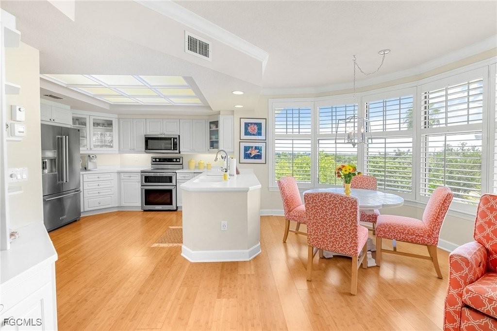 Sanibel, Florida, 33957, United States, 3 Bedrooms Bedrooms, ,3 BathroomsBathrooms,Residential,Forsale,1954231