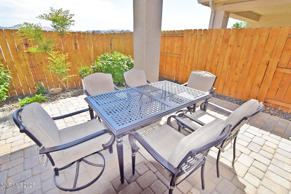 Sparks, Nevada, 89436, United States, 4 Bedrooms Bedrooms, ,2.5 BathroomsBathrooms,Residential,Forsale,1954175