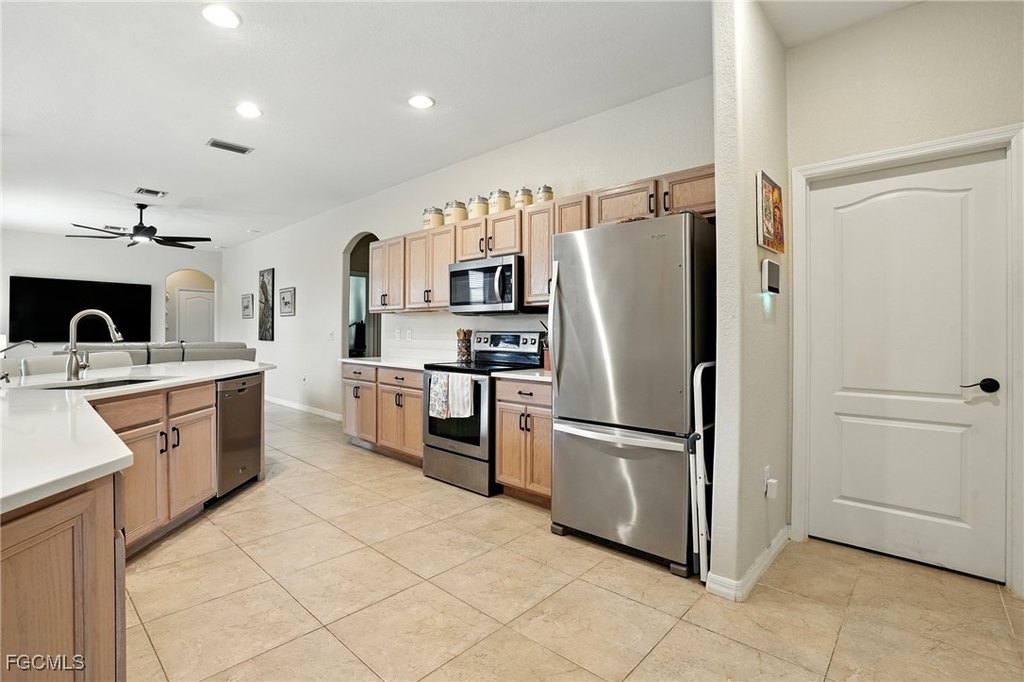 Fort Myers, Florida, 33913, United States, 4 Bedrooms Bedrooms, ,3 BathroomsBathrooms,Residential,Forsale,1995092