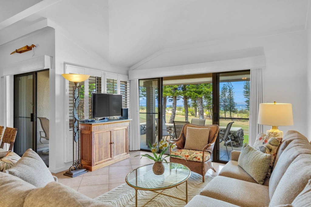 Lahaina, Hawaii, 96761, United States, 2 Bedrooms Bedrooms, ,2 BathroomsBathrooms,Residential,Forsale,1990122