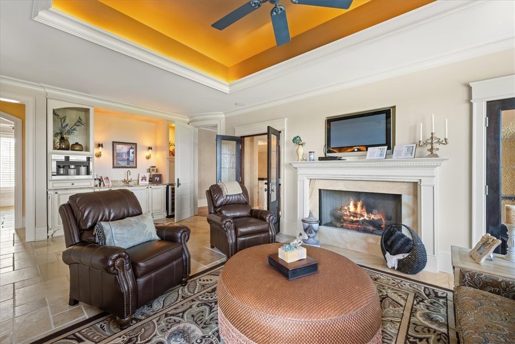 Six Mile, South Carolina, 29682, United States, 5 Bedrooms Bedrooms, ,5.5 BathroomsBathrooms,Residential,Forsale,1941495