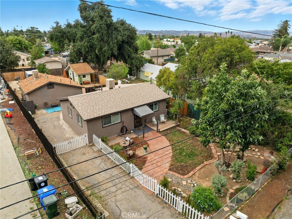 Yucaipa, California, 92399, United States, 2 Bedrooms Bedrooms, ,1 BathroomBathrooms,Residential,Forsale,1992752