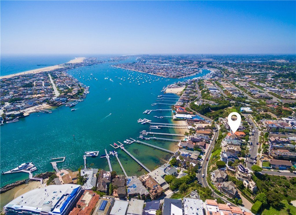 Corona del Mar, California, 92625, United States, 4 Bedrooms Bedrooms, ,3.5 BathroomsBathrooms,Residential,Forsale,1899771