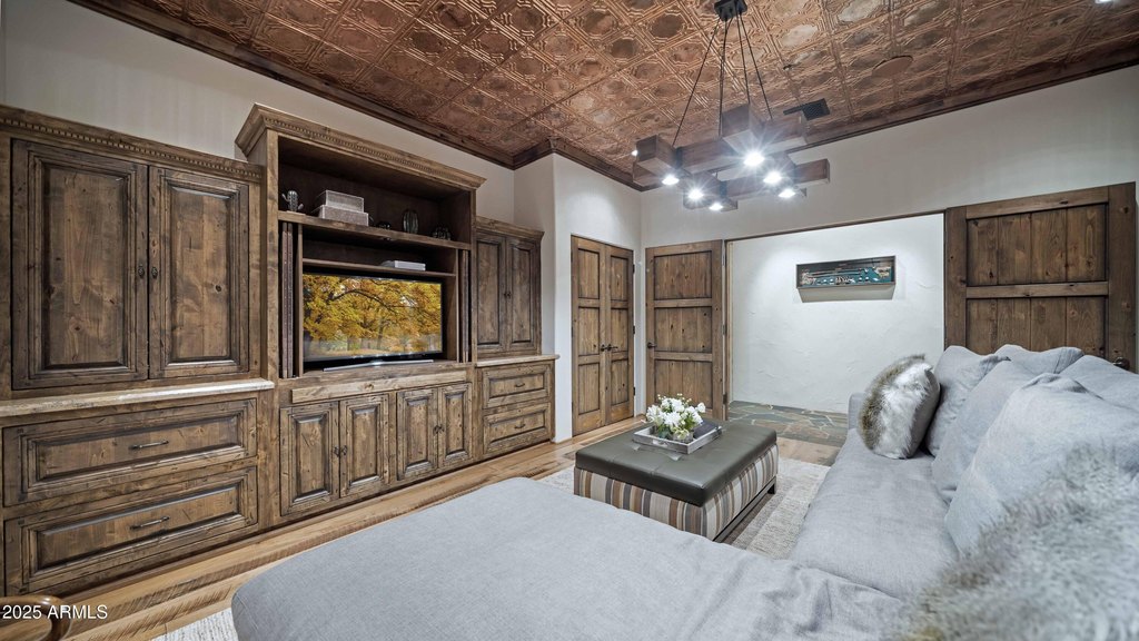 Scottsdale, Arizona, 85255, United States, 5 Bedrooms Bedrooms, ,5 BathroomsBathrooms,Residential,Forsale,1971051