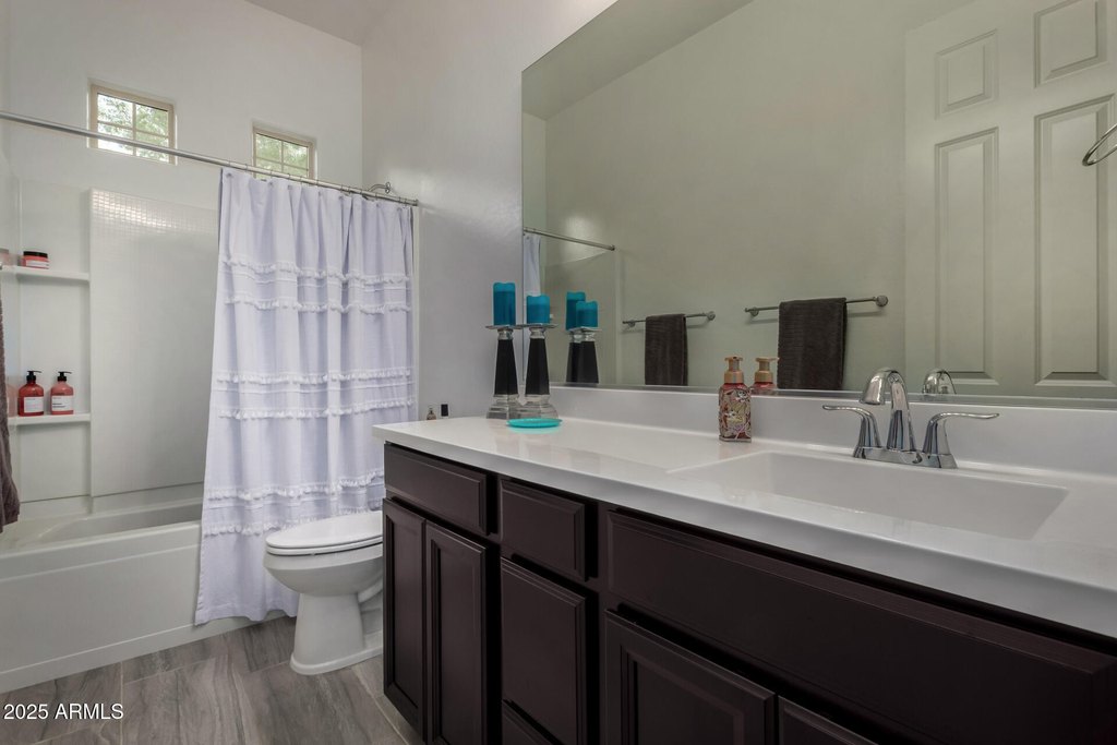 Mesa, Arizona, 85212, United States, 3 Bedrooms Bedrooms, ,2 BathroomsBathrooms,Residential,Forsale,1953449