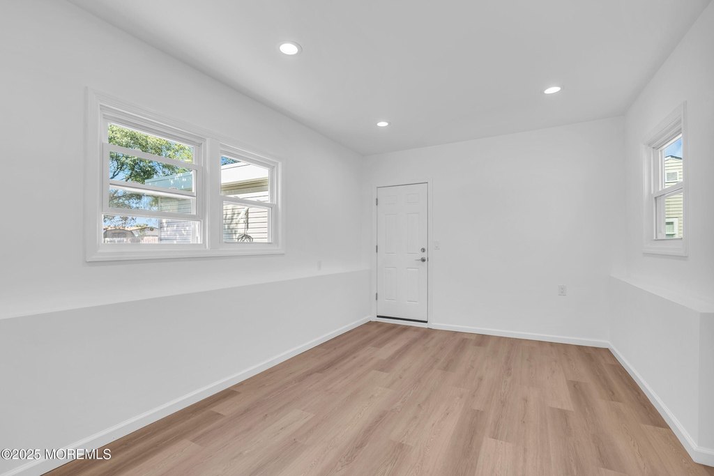 Brick, New Jersey, 08723, United States, 3 Bedrooms Bedrooms, ,1.5 BathroomsBathrooms,Residential,Forsale,1946399