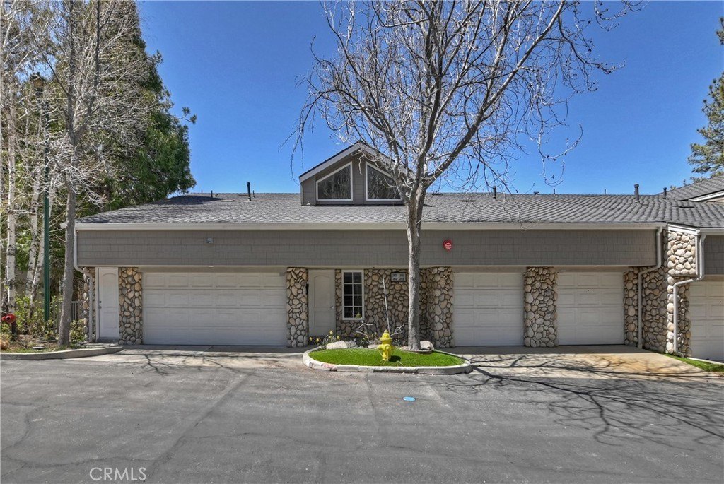 Lake Arrowhead, California, 92352, United States, 2 Bedrooms Bedrooms, ,2 BathroomsBathrooms,Residential,Forsale,1953300