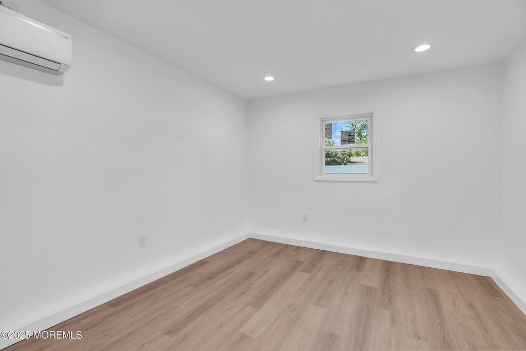 Brick, New Jersey, 08723, United States, 3 Bedrooms Bedrooms, ,1.5 BathroomsBathrooms,Residential,Forsale,1946399