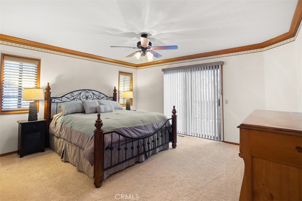 Lake Arrowhead, California, 92352, United States, 5 Bedrooms Bedrooms, ,3.5 BathroomsBathrooms,Residential,Forsale,1953304