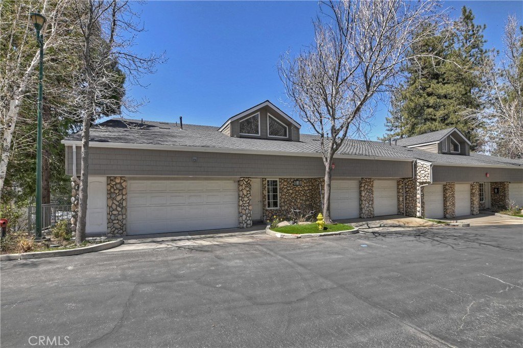 Lake Arrowhead, California, 92352, United States, 2 Bedrooms Bedrooms, ,2 BathroomsBathrooms,Residential,Forsale,1953300