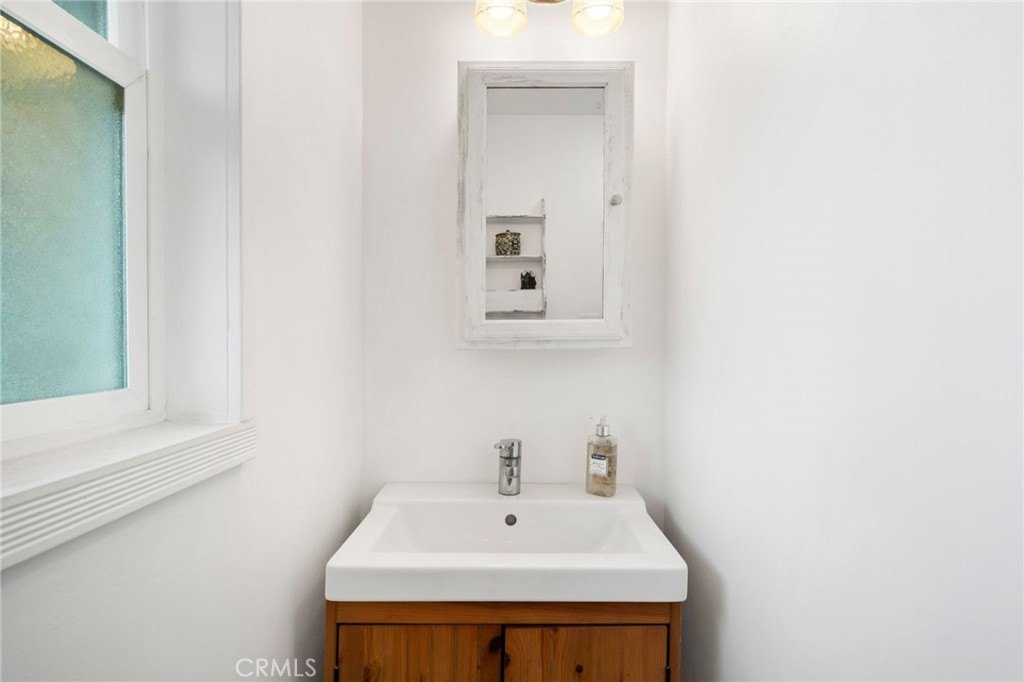 Yucaipa, California, 92399, United States, 2 Bedrooms Bedrooms, ,1 BathroomBathrooms,Residential,Forsale,1992752