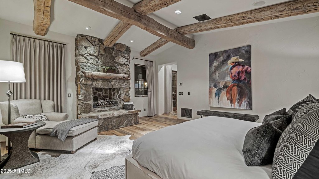 Scottsdale, Arizona, 85255, United States, 5 Bedrooms Bedrooms, ,5 BathroomsBathrooms,Residential,Forsale,1971051