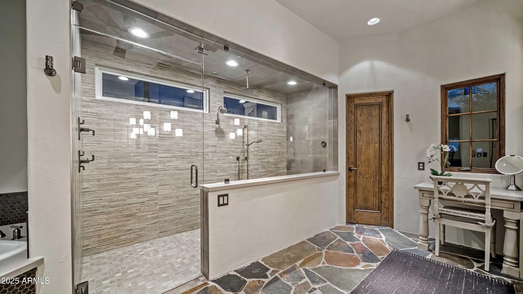 Scottsdale, Arizona, 85255, United States, 5 Bedrooms Bedrooms, ,5 BathroomsBathrooms,Residential,Forsale,1971051