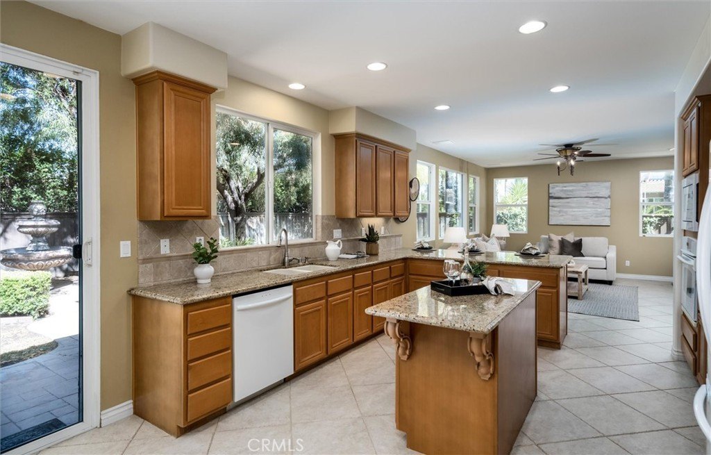 Temecula, California, 92592, United States, 4 Bedrooms Bedrooms, ,3 BathroomsBathrooms,Residential,Forsale,1953090