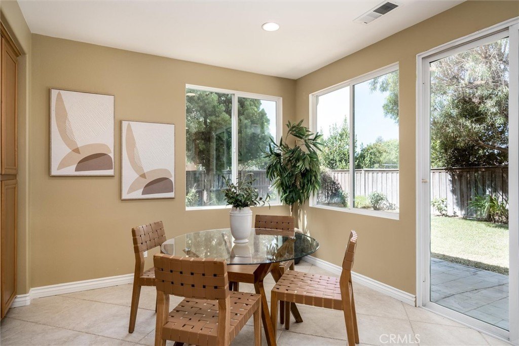 Temecula, California, 92592, United States, 4 Bedrooms Bedrooms, ,3 BathroomsBathrooms,Residential,Forsale,1953090