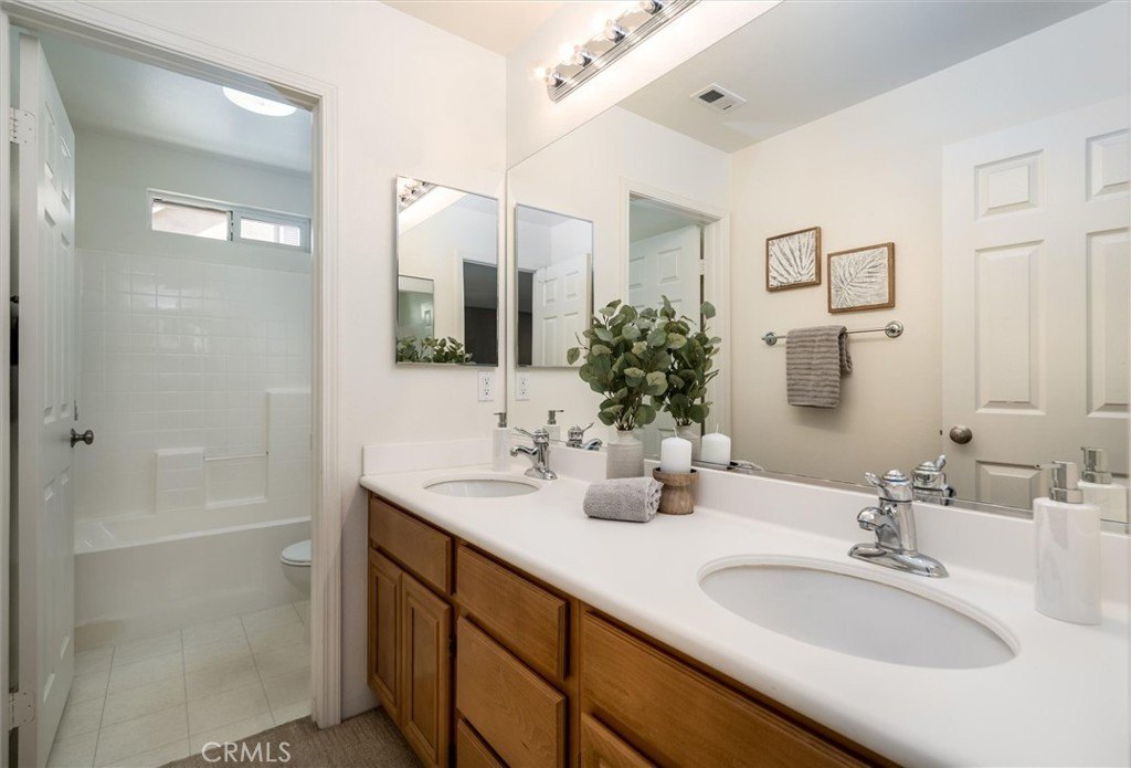 Temecula, California, 92592, United States, 4 Bedrooms Bedrooms, ,3 BathroomsBathrooms,Residential,Forsale,1953090