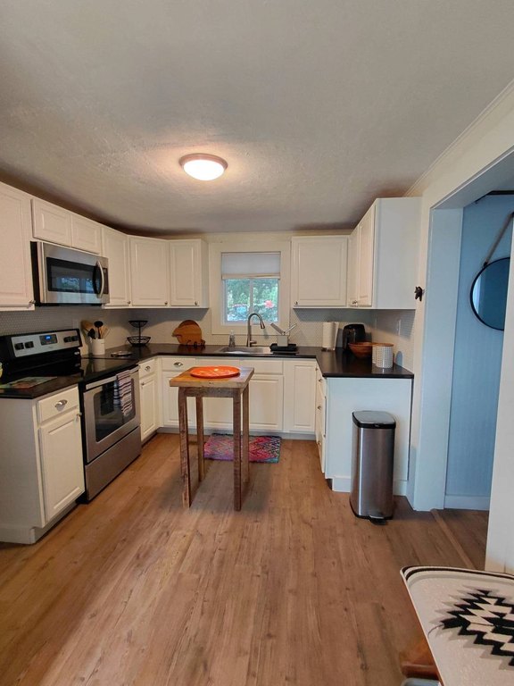Stratford, New York, 13470, United States, 3 Bedrooms Bedrooms, ,1 BathroomBathrooms,Residential,Forsale,1953148
