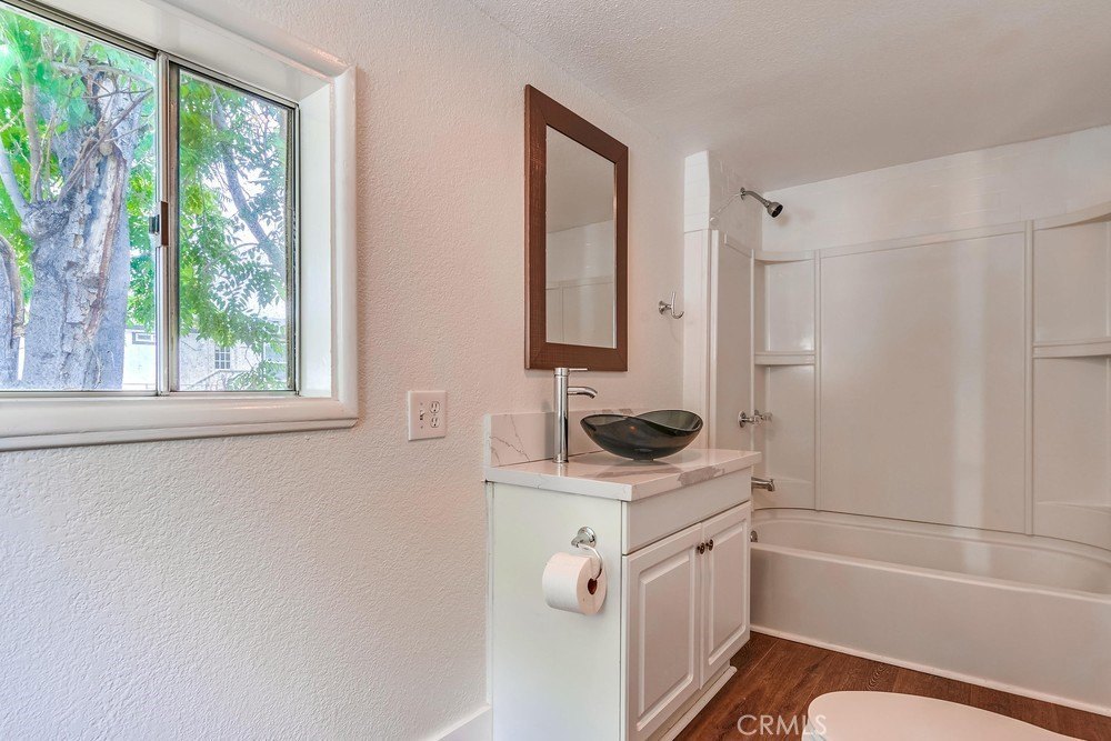 Wildomar, California, 92595, United States, 5 Bedrooms Bedrooms, ,3 BathroomsBathrooms,Residential,Forsale,1959789