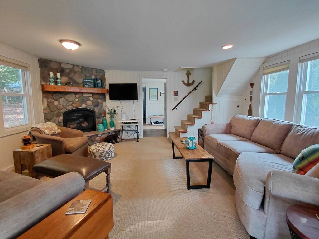 Stratford, New York, 13470, United States, 3 Bedrooms Bedrooms, ,1 BathroomBathrooms,Residential,Forsale,1953148