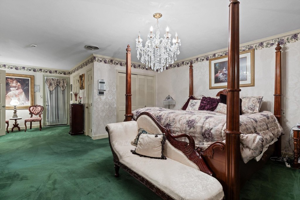 Chattanooga, Tennessee, 37421, United States, 4 Bedrooms Bedrooms, ,5.5 BathroomsBathrooms,Residential,Forsale,1946772