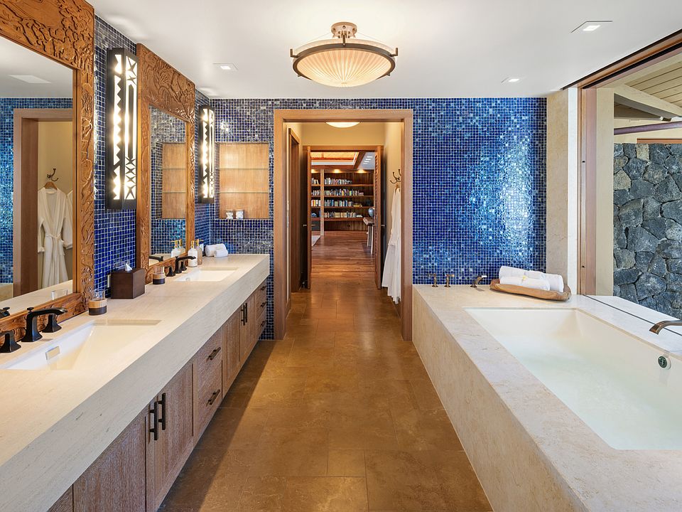 Kailua Kona, Hawaii, 96740, United States, 10 Bedrooms Bedrooms, ,13 BathroomsBathrooms,Residential,Forsale,1953844